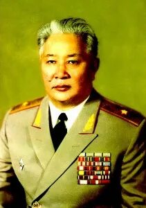 Назовите имя первого бурятского генерала