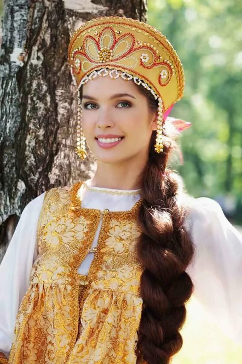 Елизавета Голованова косы. Девица кокошник коса Русь. Русские красавицы. Наряды русских красавиц