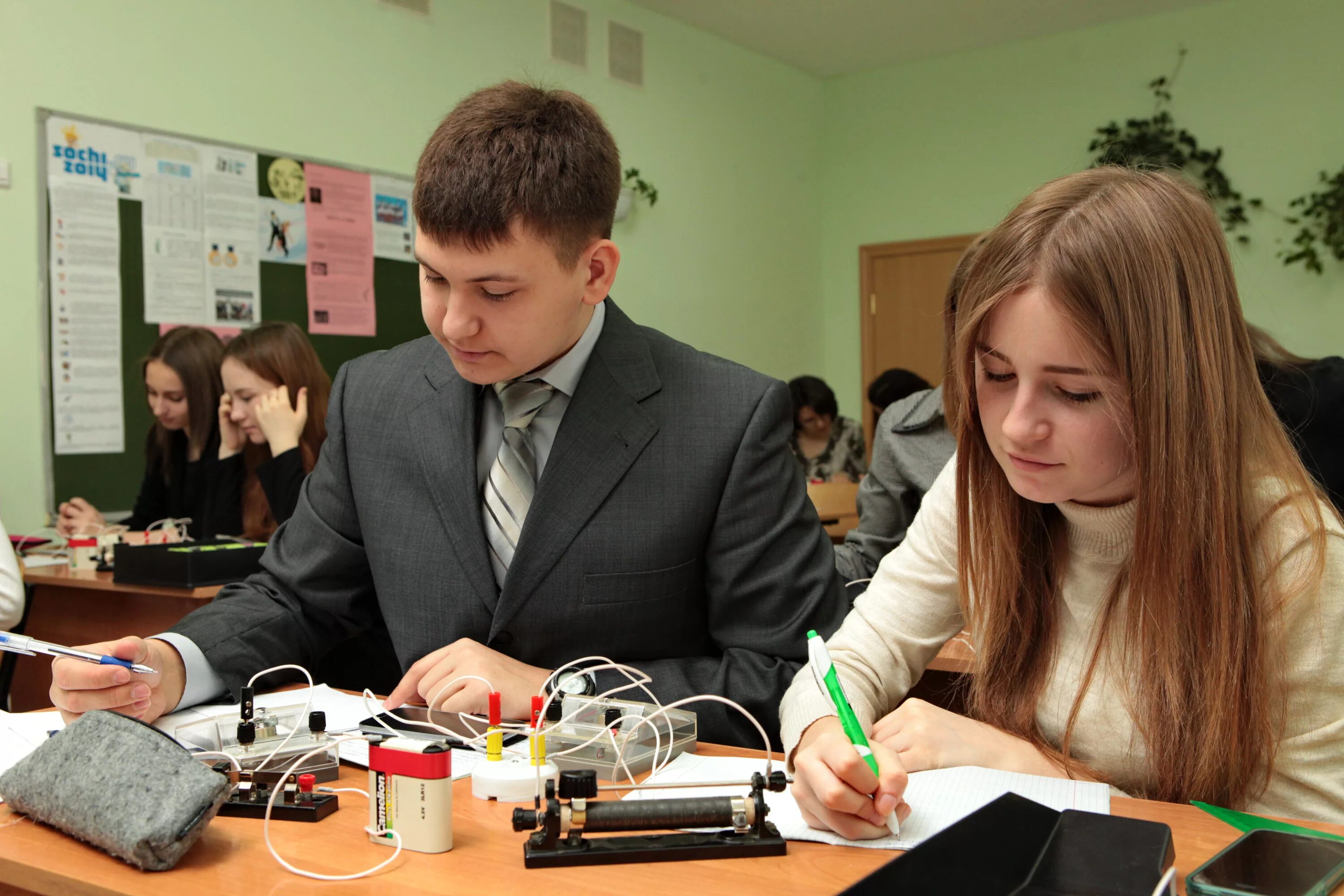 нина николаевна одаренные школьники кострома. центр одаренные школьники кострома. юный академик. республиканский конкурс детско-юношеского творчества «йэйгор». It профессия для школьника.