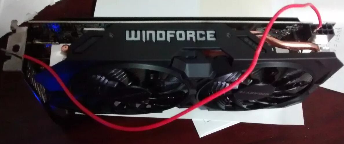 Please power down and connect the. Pcie power connector 6. gtx 1060 power cable. видеокарта с подсветкой. провода для видеокарты с подсветкой.