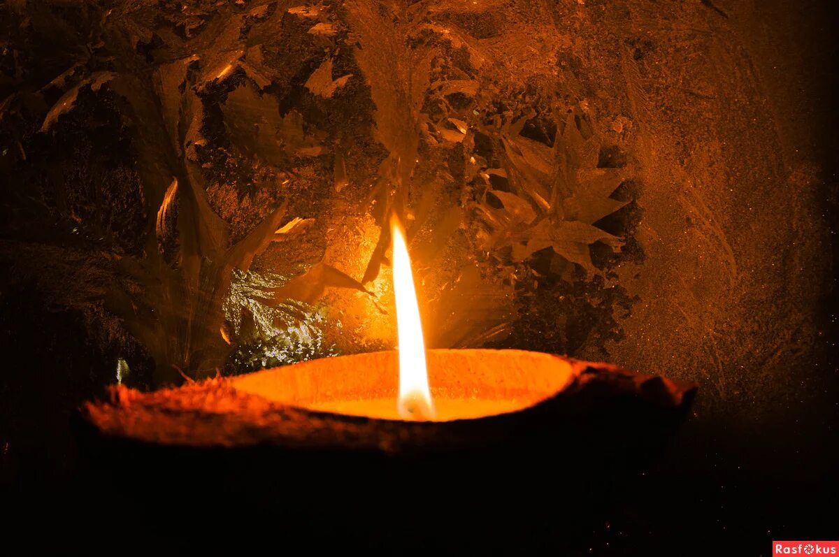 Фитиль для свечи. Горящая свеча. Свеча 50 см горит 3 часа. Горящие свечи. Свеча.