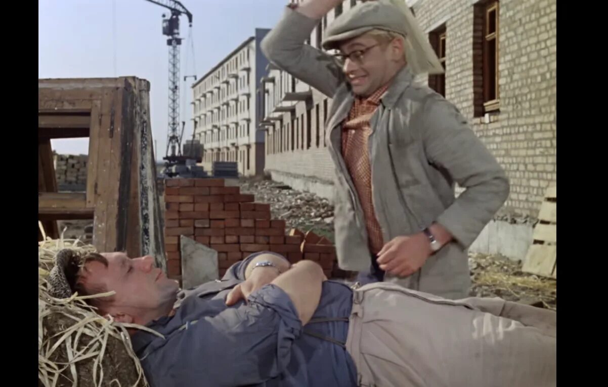 Фрагмент из напарник. Напарники операция ы федя. шурик операция ы напарник. операция ы напарник смирнов. федя напарник шурика.