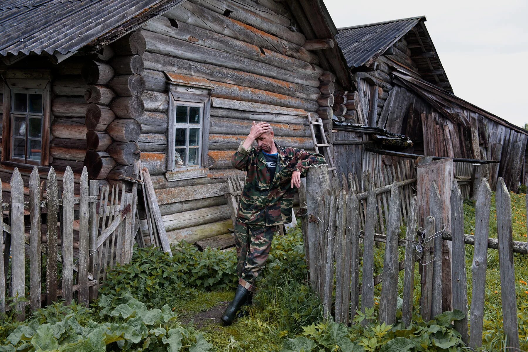 Городской человек в деревне. Деревни России. Деревни в глубинке России. Нищета деревень России. Нищие русские деревни.