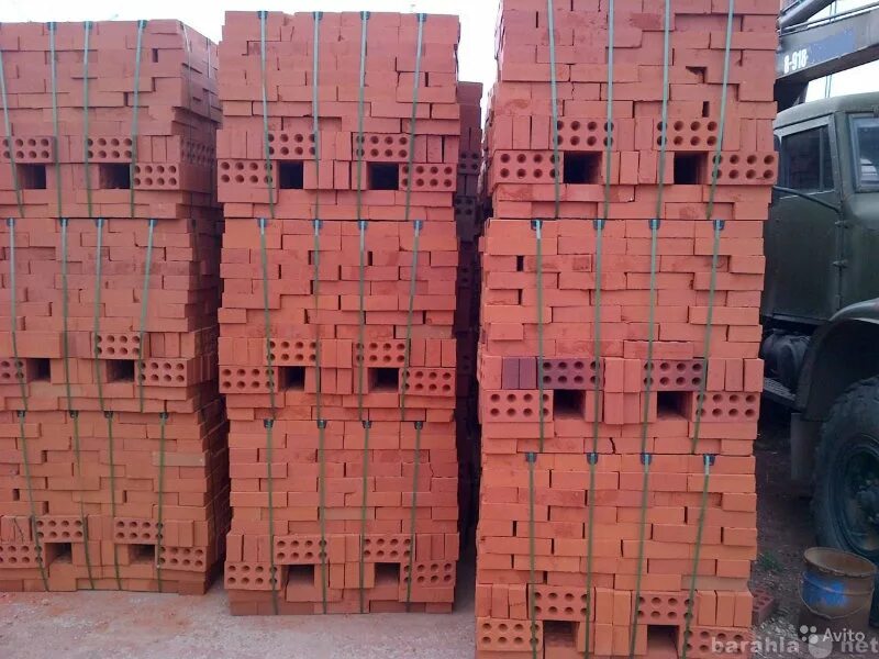 Кирпич остатки. Кирпич забутовочный м150. кирпич кисляковский м125 забутовочный полусухого прессования. кирпич моздокский забутовочный. варениковский кирпичный завод.