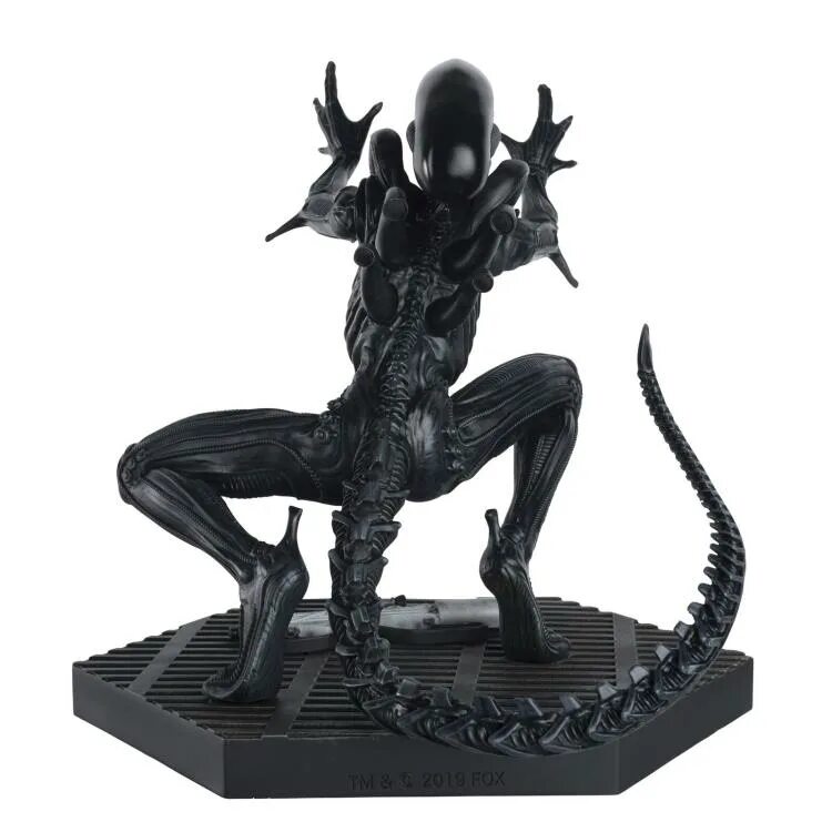 Фигурка ксеноморфа - (чужой завет) alien 17см. Фигма чужой. Фигурка avp alien. Чужой фигурка. Мягкая игрушка чужой ксеноморф.