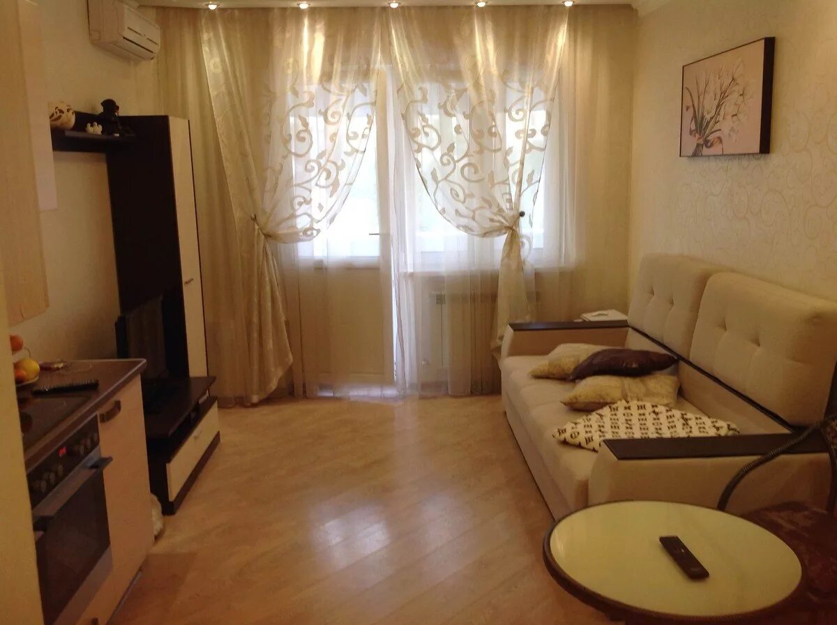 хрущёвка 2 комнатная старая. магнитогорск грязнова 31 кв 3. зал в хрущевке без ремонта. комната без ремонта. авито хрущевка.