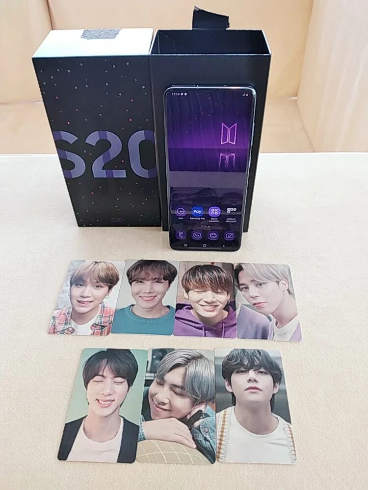 Galaxy s20 bts. Galaxy s20+ bts. samsung s20 bts edition. самсунг с 20 bts edition. s20 bts edition.