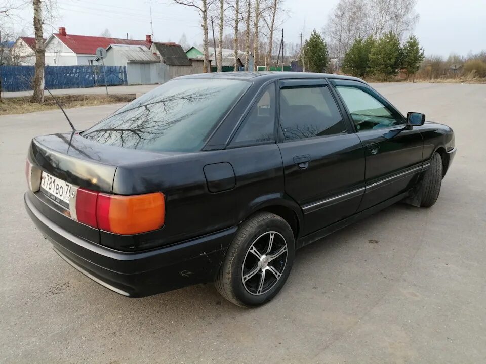 Авито купить ауди 80 б4. Audi 80 b3. Ауди 80 б3 черная. Ауди 80 б3 в Заводском состоянии. Ауди 80 б3 темно синяя.