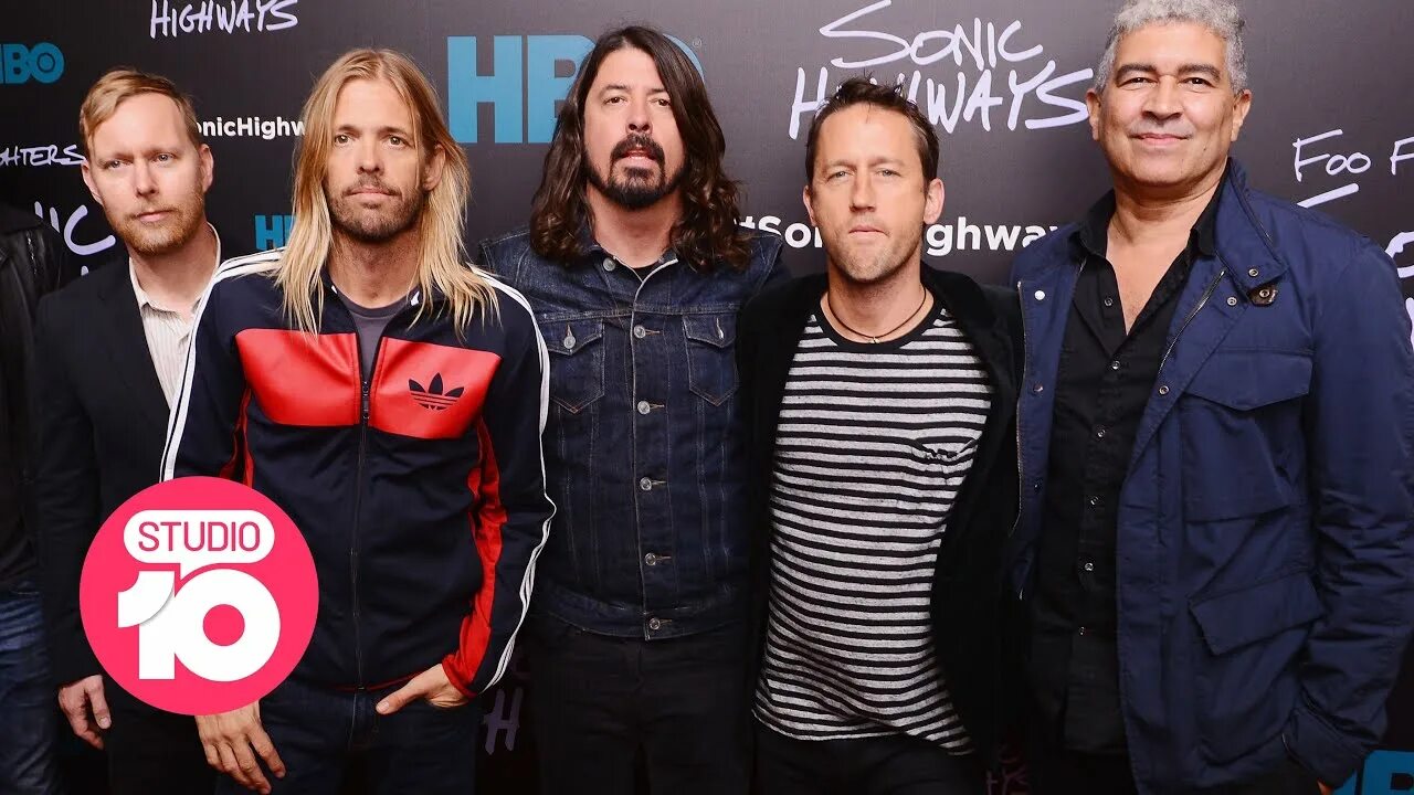 Fu группа. Группа foo fighters. группа foo fighters 2025. солист группы фу файтерс. foo fighters молодые.