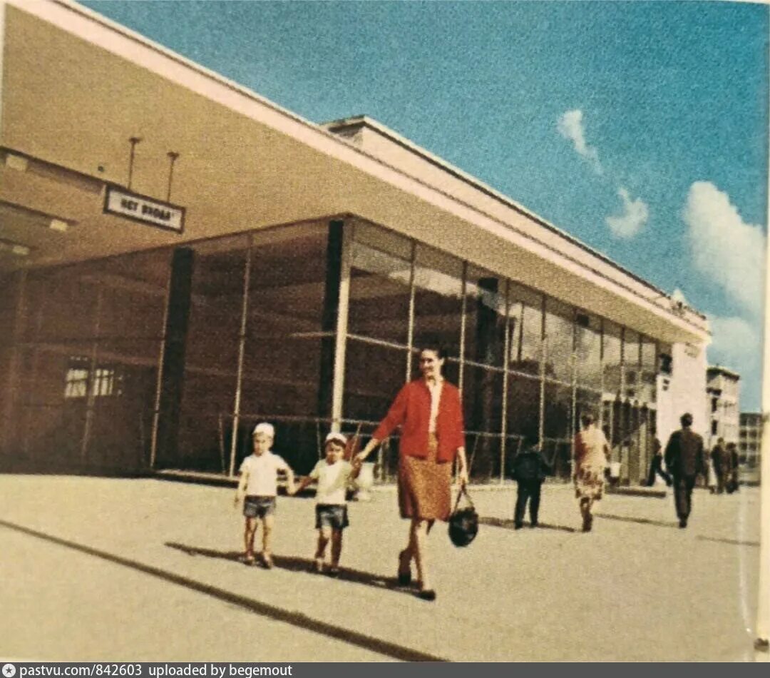 Питер дачное метро. Метро дачное санкт петербург. Метро дачное спб. Метро дачное санкт петербург. Станция метро дачное санкт-петербург.