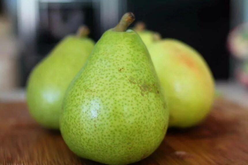 Кислая груша. Груши разные. Какого цвета могут быть груши. Груши разные. Широкая груша.