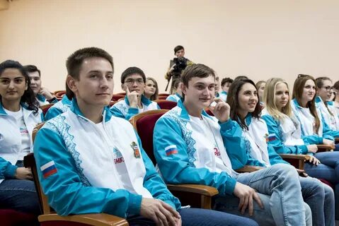 На олимпиаде в вузе участников 120 250