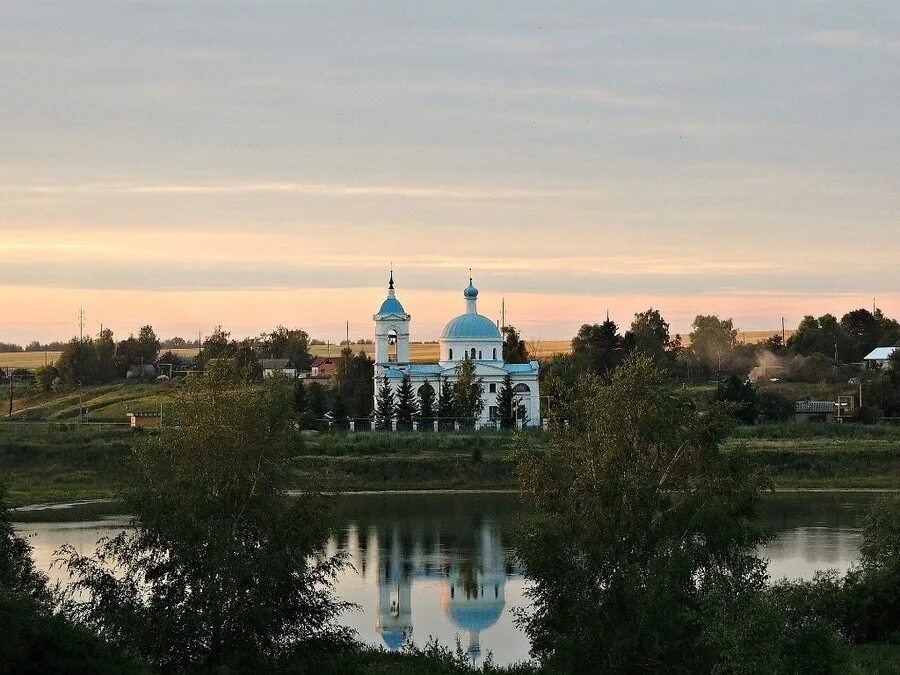 П волово. Поселок Волово Тульская область. Храм Волово Тульской области. Волово озеро Тульская область. Свято-Знаменский храм — пос. Волово.