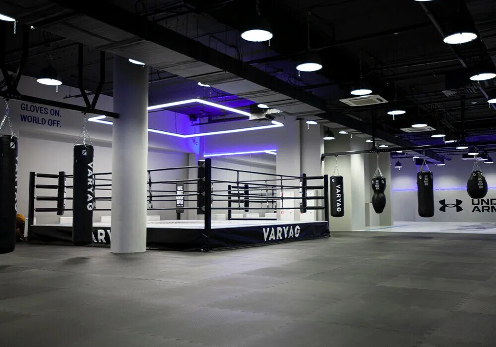 4. Варяг файт джим. Varyag fight gym москва. Varyag fight gym черкизовская. Варяг вегас кунцево.