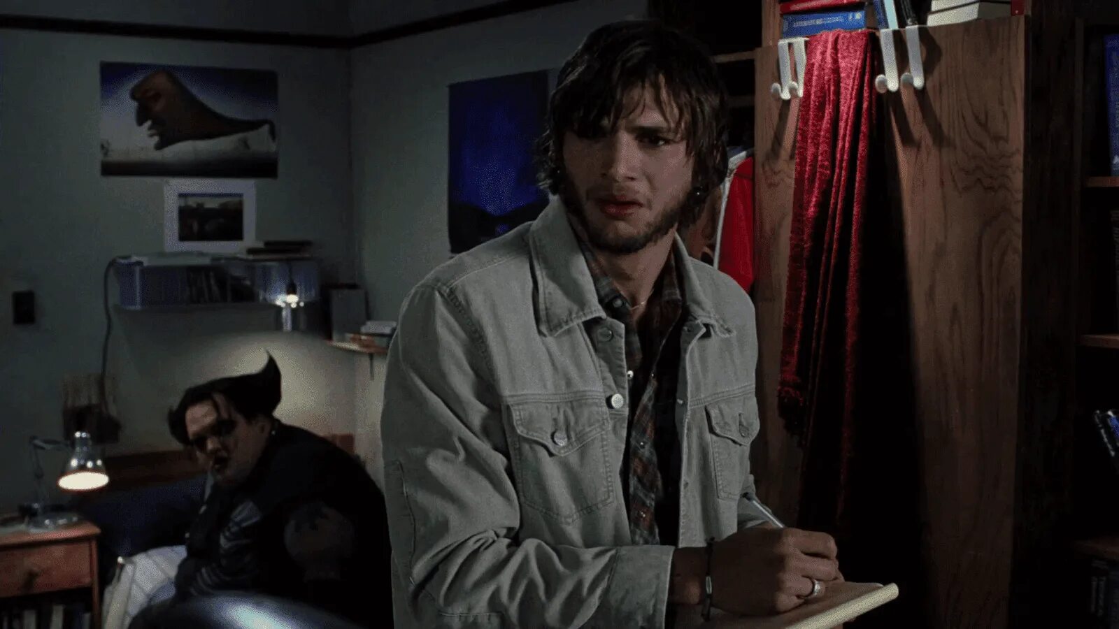 Эштон Катчер эффект бабочки. Эффект бабочки / the Butterfly Effect (2004). Ashton Kutcher эффект бабочки. Эффект бабочки версии