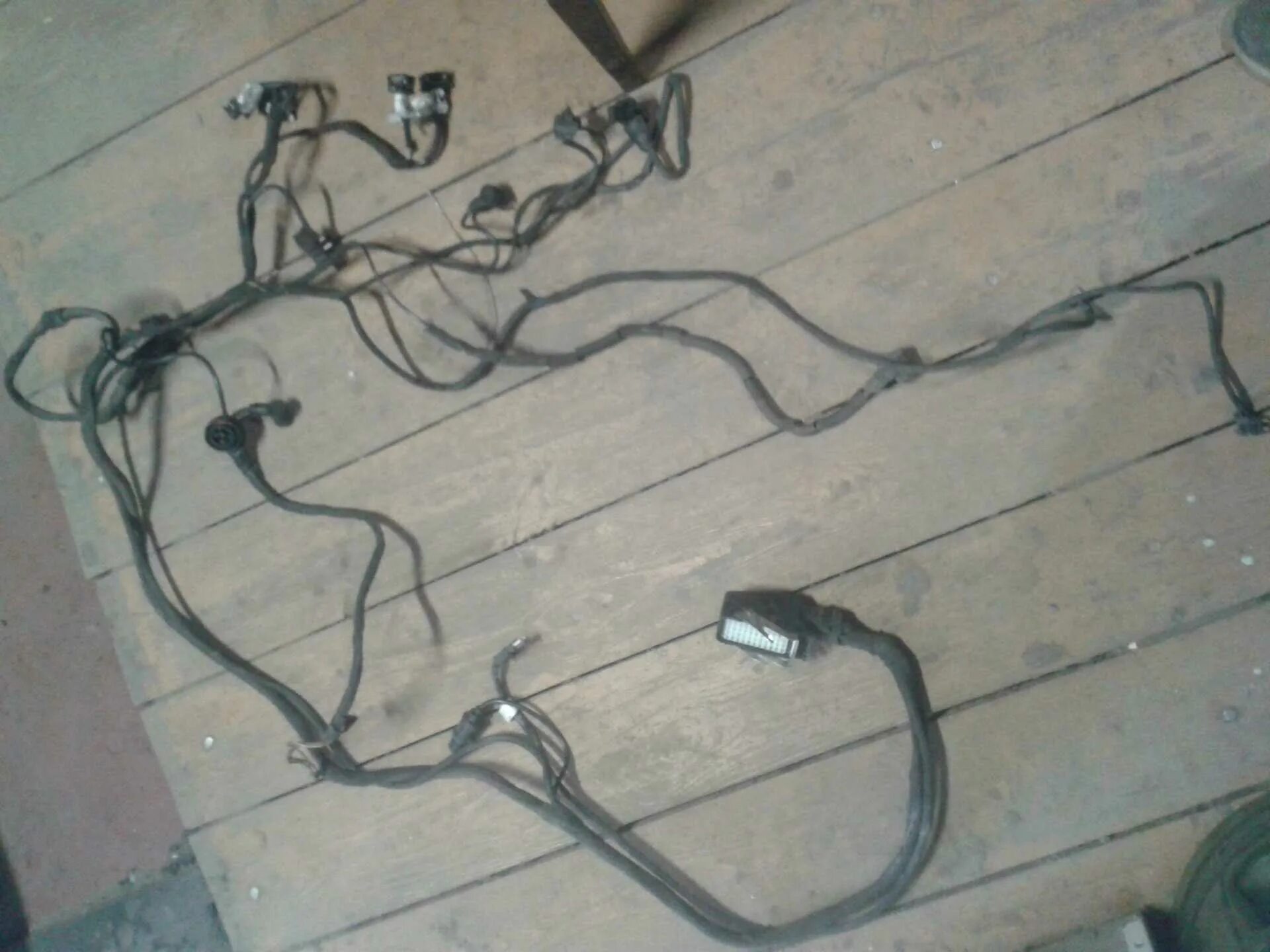 провод на плюс мерседес w124. моторная коса двс м47 дизель. проводка стеклоподъемников мерседес 124. проводка 124. мерседес 202.