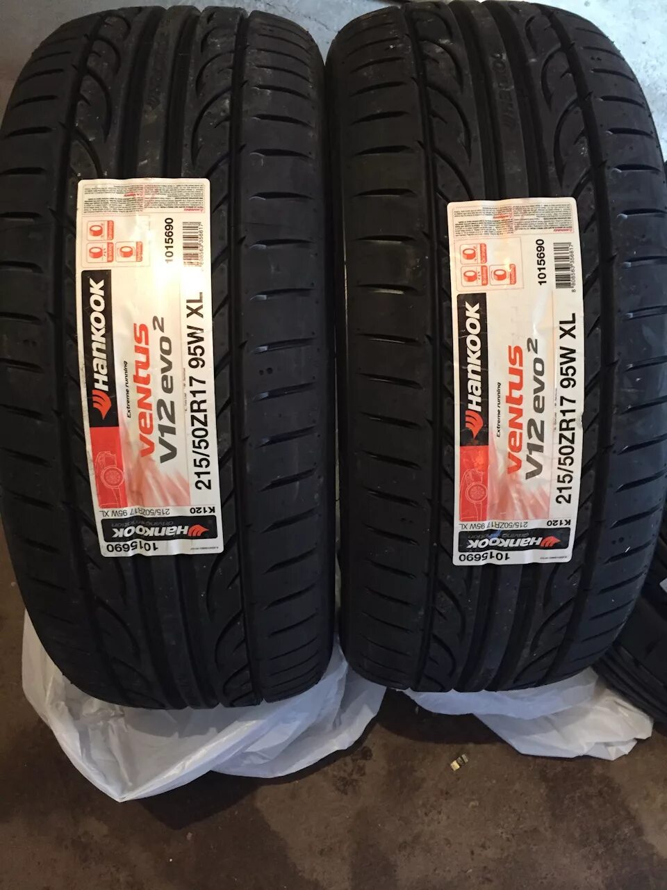 Ханкук лето r15. Ханкук Вентус v12 evo2. Шины Hankook Ventus v12 evo2. Hankook Ventus v12 evo2 k120. Hankook Ventus EVO 2.