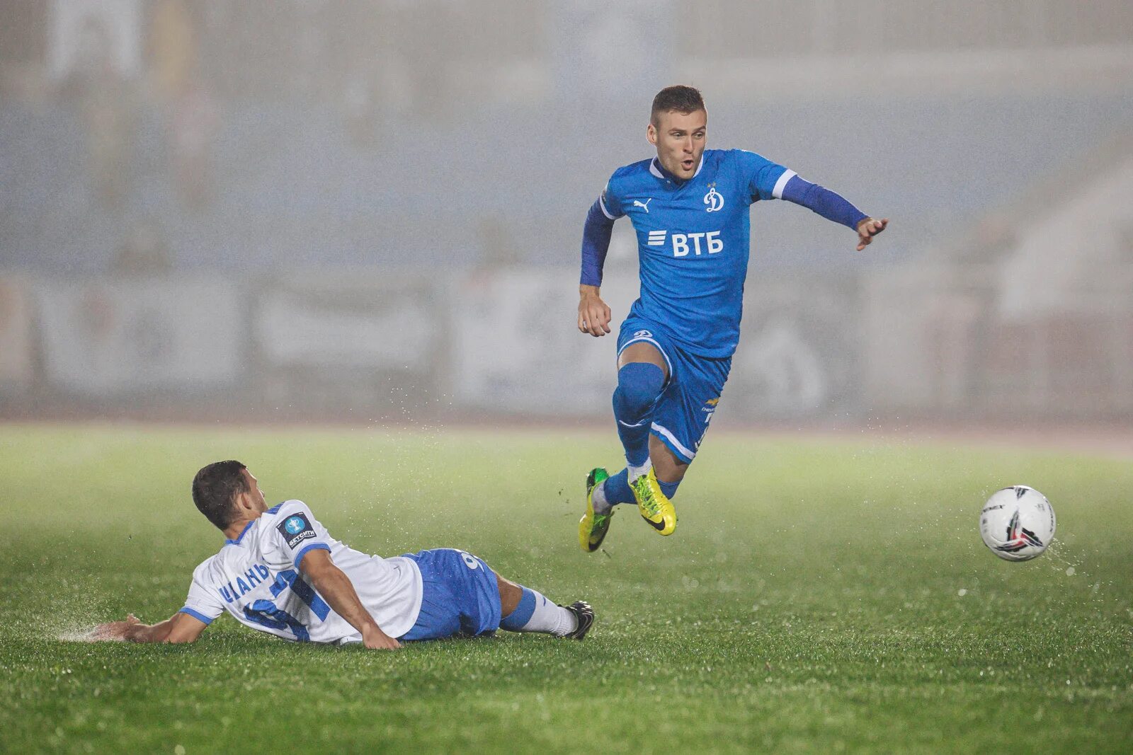 Large player