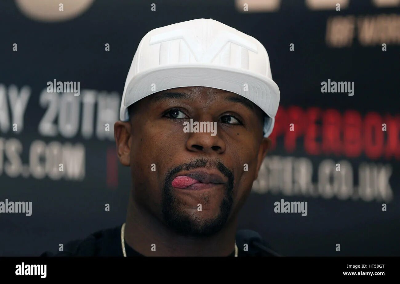 Флойд 4. Флойд 4. Флойд мейвезер в костюме. Флойд мейвезер в джинсах. Флойд мейвезер бокс.