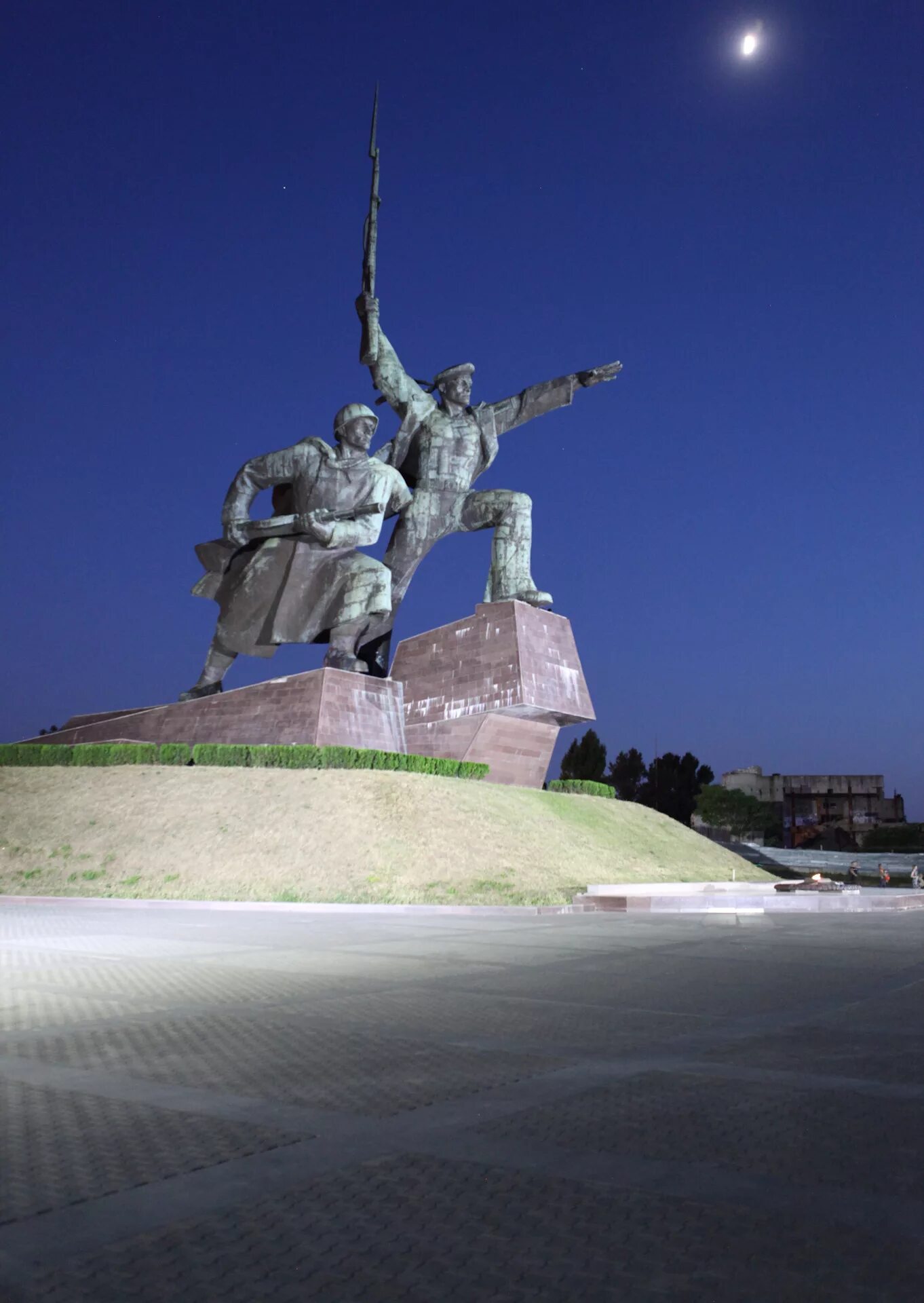 Города герои великой отечественной севастополь. Севастополь город герой. Севастополь городу-герою Севастополю. Севастополь город герой памятники. Город геройсевасополь.