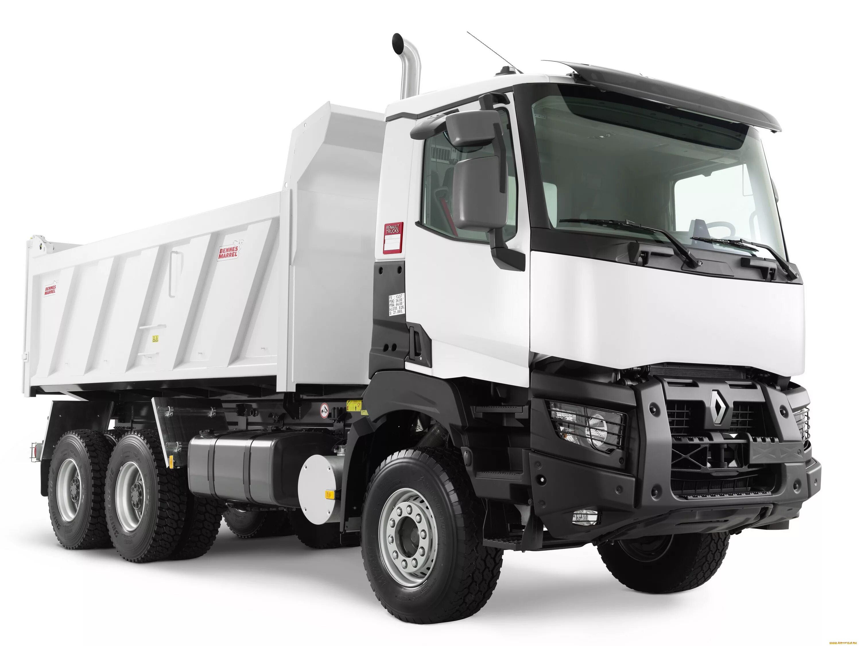 Самосвал renault. Renault Truck k 8*4. Renault Truck 30 тонный самосвал. Рено самосвал 8х4. Renault k 8x4 самосвал.