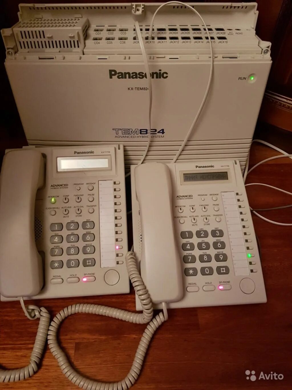 Мини атс panasonic kx. АТС Panasonic KX-tem824. АТС Панасоник 824. Panasonic KX-t7730. KX tem824 системный телефон.