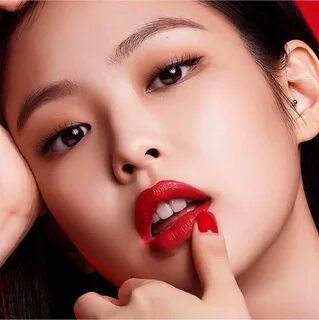 Fashion Leaders, How To Line Lips, Velvet Textures, Kim Jisoo, Blackpink Ph...