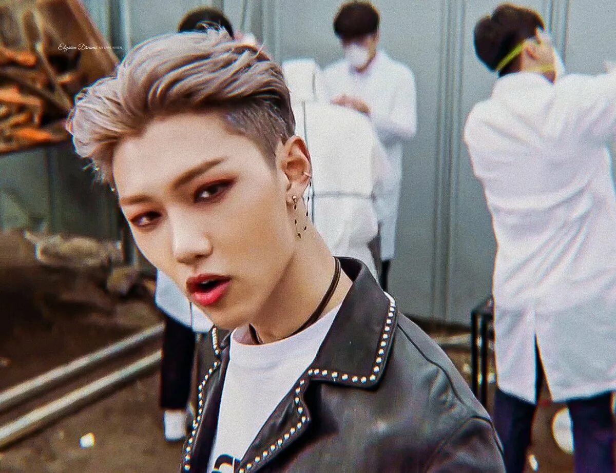 Как называется прическа феликса. Феликса из stray kids.