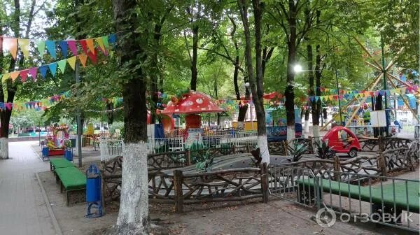 Парк имени корнея чуковского, ростов-на-дону. Парк плевен ростов-на-дону аттракционы. Парк октябрьской революции ростов на дону аттракционы. Аттракционы в парке горького ростов на дону. Детский парк в ростове.