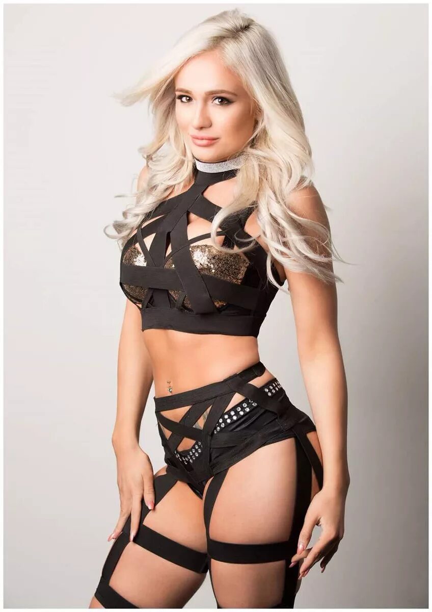 Scarlet vk. Скарлет WWE. Скарлетт бордеаукс. Scarlett Bordeaux WWE. Scarlett Bordeaux 2019.