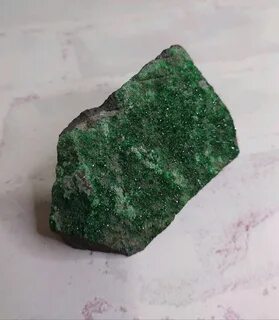 Визитной карточкой урала был красивый зеленый камень