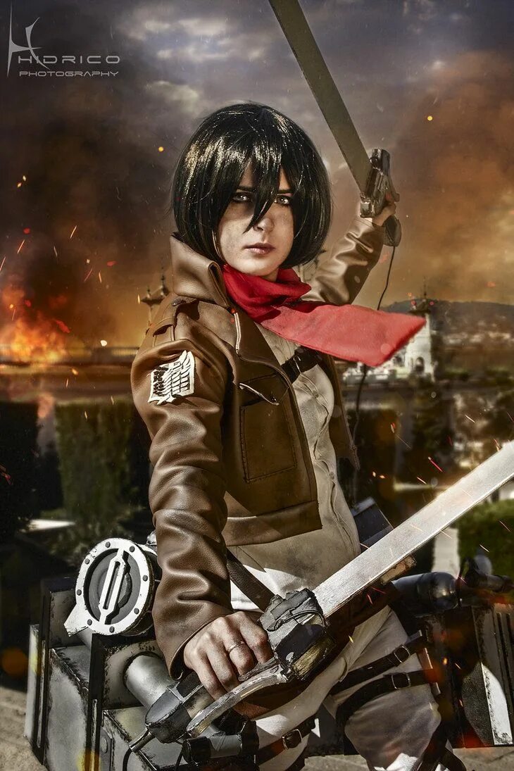 Mikasa cosplay. Микаса косплей. Микаса Аккерман Cosplay. Микаса Аккерман косплей. Косплей на Микасу Аккерман.