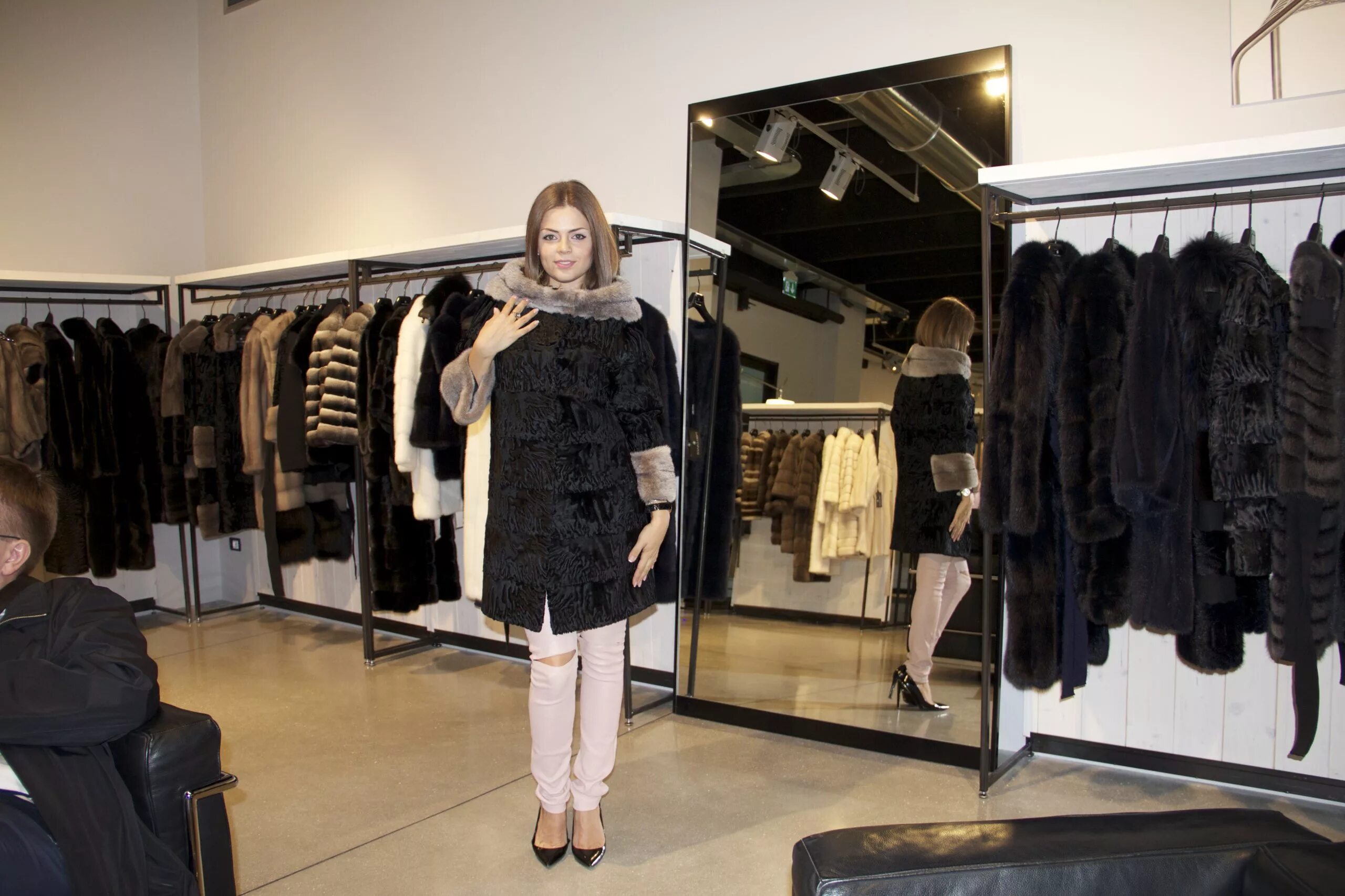 Логотип мехового салона. Первый мех. Текстура шерсти. Мельникайте 80 первый меховой. Шерсть животных.