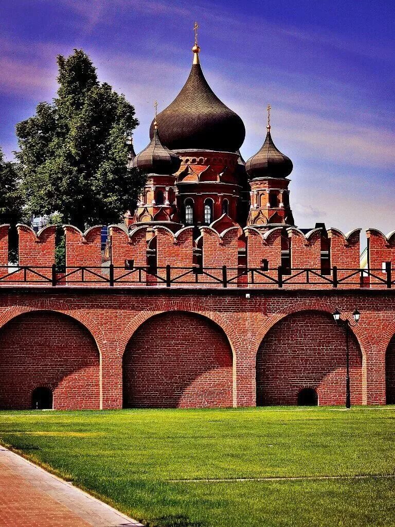 Тула Кремль. Тула Кремль осадные дворы. Город Тула Тульский Кремль. Тула достопримечательности крепость. Тула кремль сайт