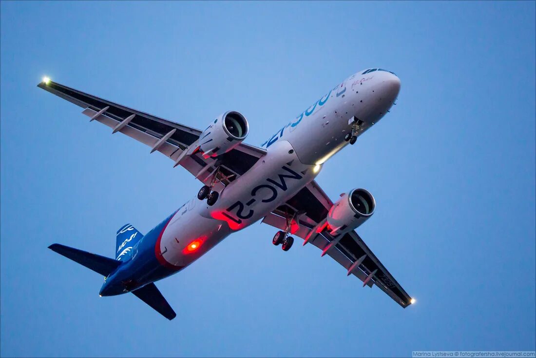 Полет мс. Мс-21-300 полет. мс 21 ночью. мс 21 видео полета. мс в полете.