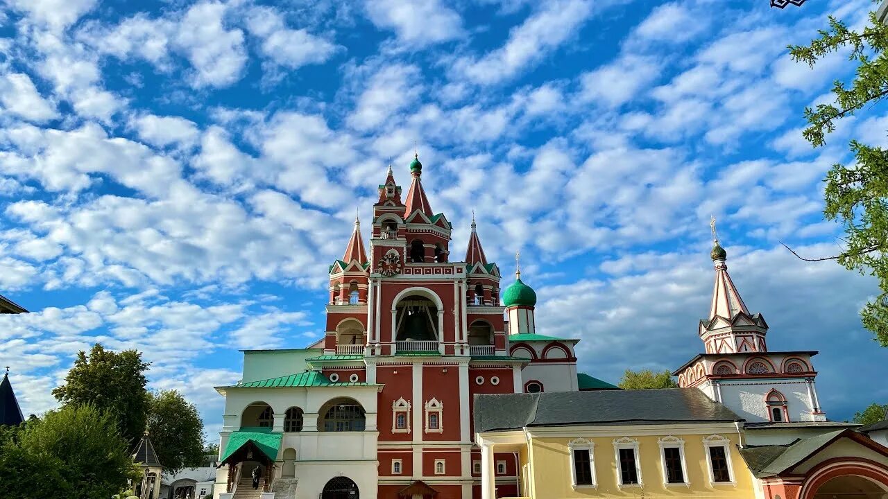 Свято сторожевский монастырь. Звенигород монастырь Саввы. Саввино-Сторожевский монастырь Звенигород. Мужской монастырь в Звенигороде Саввы Сторожевского.