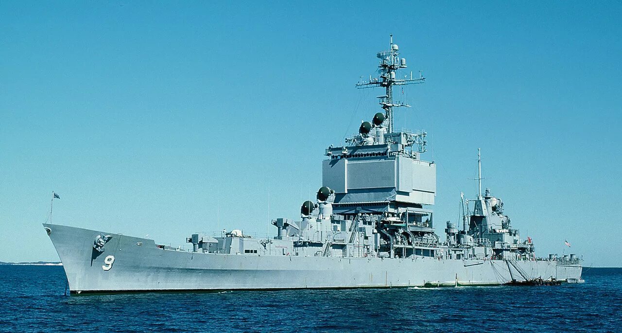 Фрегат эсминец огэ. Uss long beach cgn-9. атомный крейсер лонг бич. крейсер вмф сша. корвет эсминец фрегат крейсер.