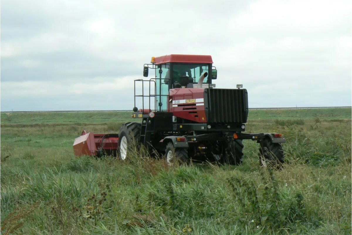 Косилка кс 100. Косилка самоходная cs200. кс 100 косилка самоходная. гомсельмаш самоходная косилка.