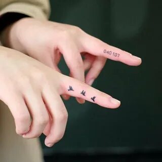 Татуировка на указательном пальце (58 фото) .