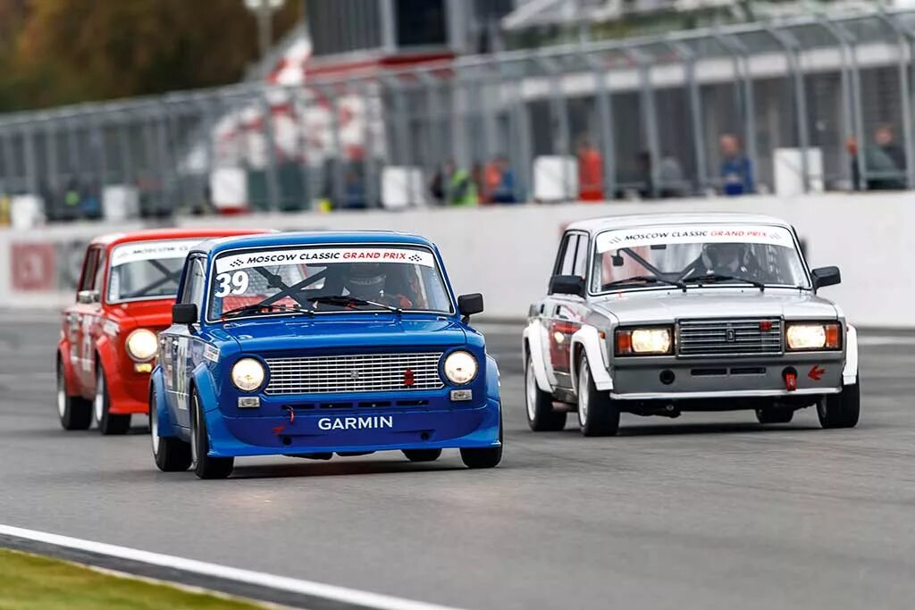 гоночные жигули. гоночные машины жигули. ваз 2104 mcgp. гоночная шестерка гоночная. Lada 2107 vfts.