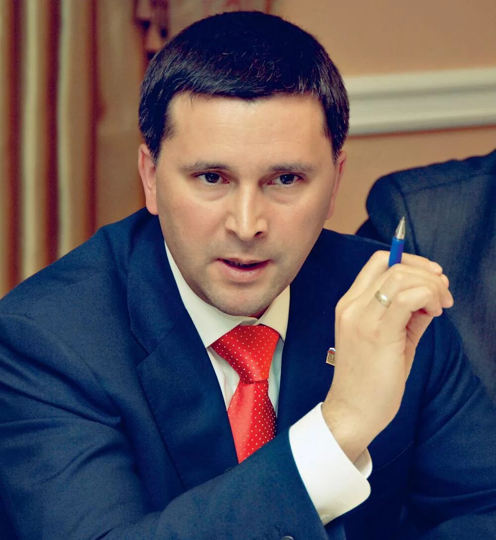 Дмитрий кобылкин госдума. Ян кобылкин. Кобылкин губернатор янао. Министр природы кобылкин. Дмитрий кобылкин госдума.