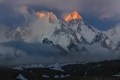 Mount g
