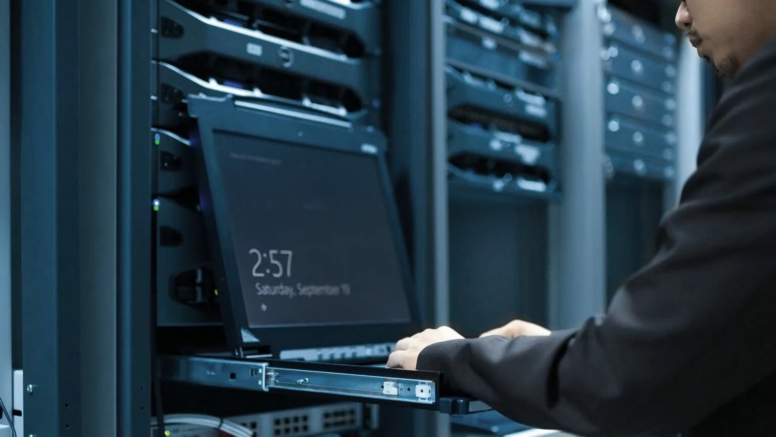 Desktop hosting. Desktop hosting