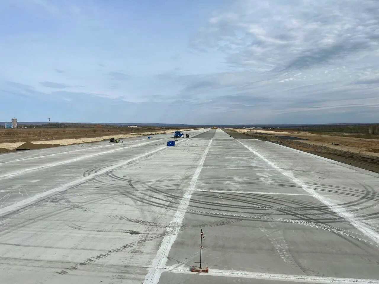Впп 2025. Аэропорт благовещенск 2025. взлетная полоса. взлётно-посадочная полоса. впп.