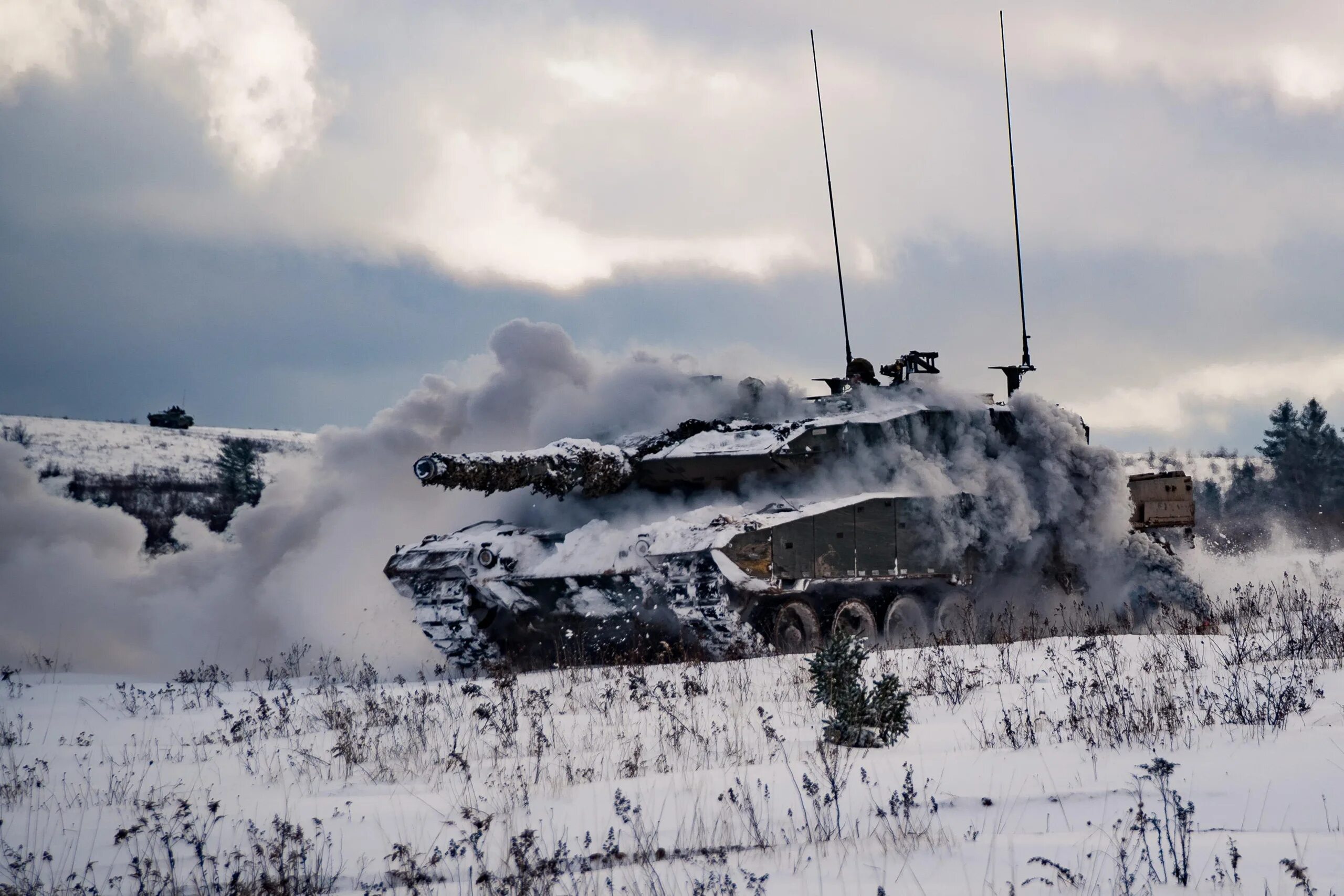 Snow leopard 2. Леопард 2а6. leopard 2a4m. танки леопард 2. leopard 2a5 snow.