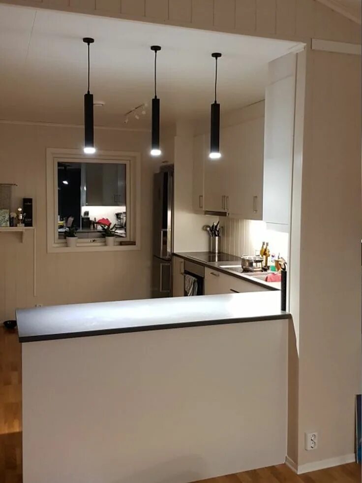 Pendant Lights That Steal The Show! Contemporary kitchen, Breakfast bar lighting