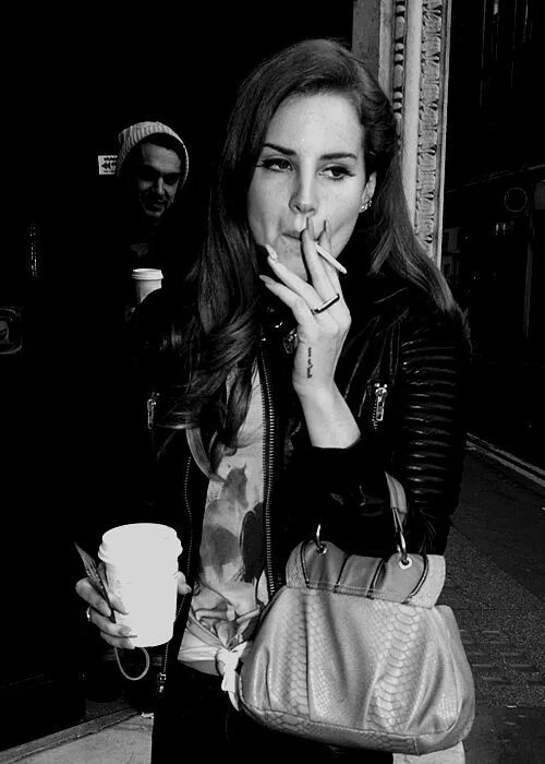 Inspiration..always and forever Lana del rey smoking, Lana del ray, Lana del rey