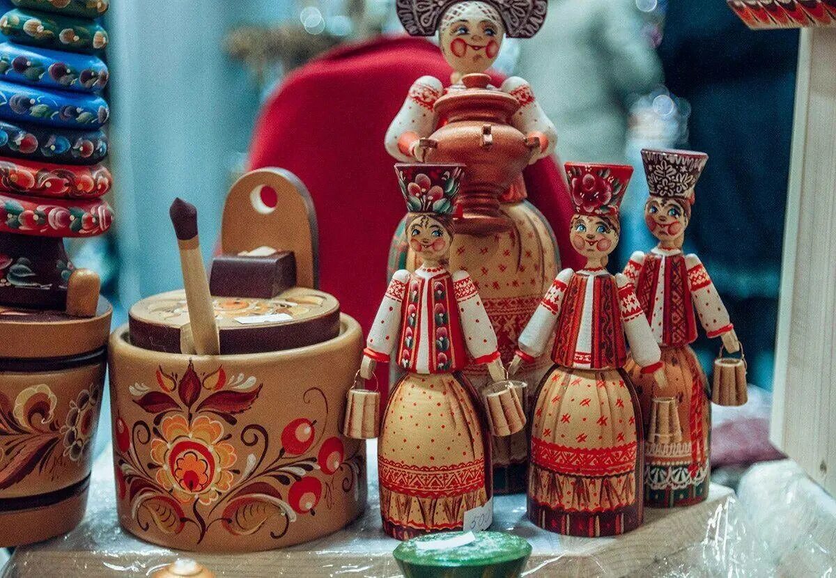 Народные художественные промыслы. Промыслы росси. Хохлома. Изделия мастеров народных промыслов. Хохломская роспись центр народного промысла семенов.