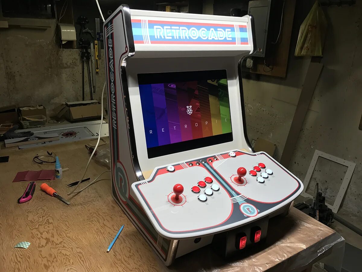 Пи игровые автоматы fan. Аркадный автомат Bartop. Игровой автомат на Raspberry Pi. Самодельный игровой автомат. Самодельный игровой аркадный автомат.