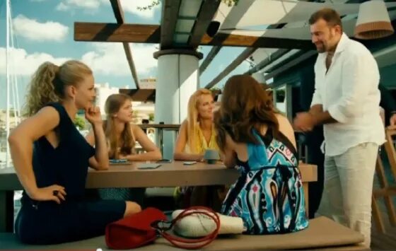 О чем молчат девушки 2013. О чем молчат девушки кадры из фильма. О чём молчат девушки фильм 2013 постер. О чем молчат девушки. Юлия пересильд о чем молчат девушки.